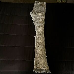 Stylish Distressed Gray Women's Skinny Jeans